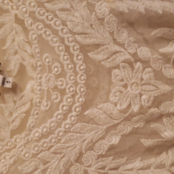 Express Mesh Lace Embroidered  Sheer Top ❤ - Picture 2 of 4